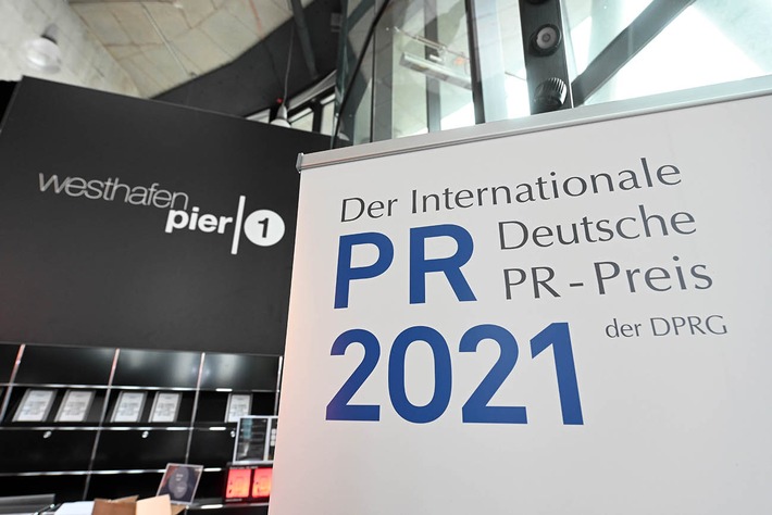 PR-Preis der DPRG 2021: Die Kommunikationsszene feiert wieder live – stimmungsvoll und mit Vorsicht (FOTO)