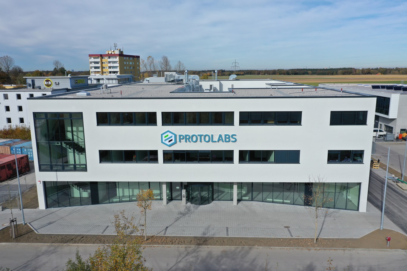 Protolabs eröffnet neues europäisches 3D-Druckzentrum und erhöht Kapazität um bis zu 60 Prozent Protolabs eröffnet neues europäisches 3D-Druckzentrum und erhöht Kapazität um bis zu 60 Prozent