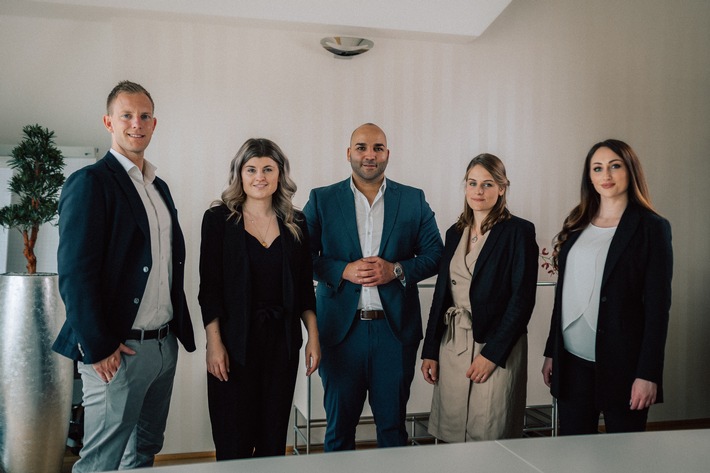 DEDO Media GmbH nimmt neue Dimensionen an: Berliner Unternehmen wächst weiter und sucht 15 neue Mitarbeiter (FOTO)