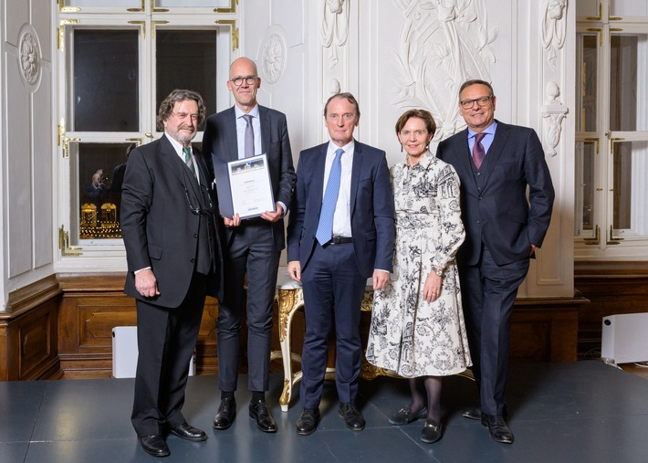 Berenberg erfolgreich bei Markttests (FOTO)