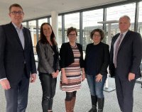 Beginn einer Partnerschaft Beginn einer Partnerschaft