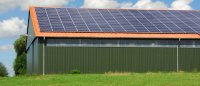 Umsatzsteuer: Befreiung gilt auch für PV-Anlagen auf Stalldächern