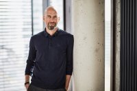 Internetagentur-Ranking 2023: ]init[ auf Platz 1 im Plattformgeschäft