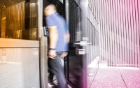 Sicherheit in der Gemeinde» mit der modernen ZEUS® Zutrittskontrolle Sicherheit in der Gemeinde» mit der modernen ZEUS® Zutrittskontrolle