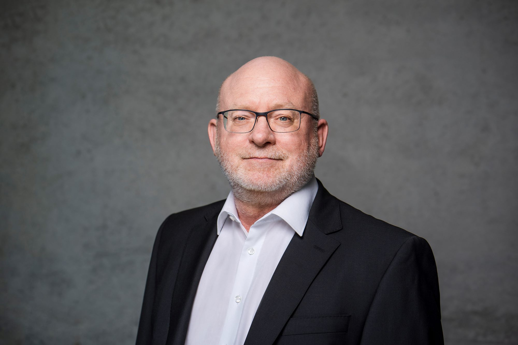 Murrelektronik verstärkt Geschäftsführung mit Jürgen Erkert Murrelektronik verstärkt Geschäftsführung mit Jürgen Erkert