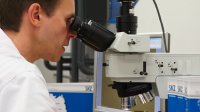 30 Jahre Expertise: SKZ klärt Fragen zur Schadensanalytik von Kunststoffen und -produkten 30 Jahre Expertise: SKZ klärt Fragen zur Schadensanalytik von Kunststoffen und -produkten
