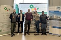 MKV GmbH Kunststoffgranulate stiftet nachhaltige Granualte für Spritzgusskurse des SKZ