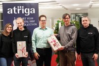 Langener Bürgermeister Werner informiert sich beim Forderungsmanager atriga über moderne Formen der Arbeit