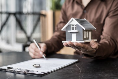 Christian Varga: Die Steigerung der Rentabilität durch Nachhaltigkeit in der Immobilienwelt Christian Varga: Die Steigerung der Rentabilität durch Nachhaltigkeit in der Immobilienwelt