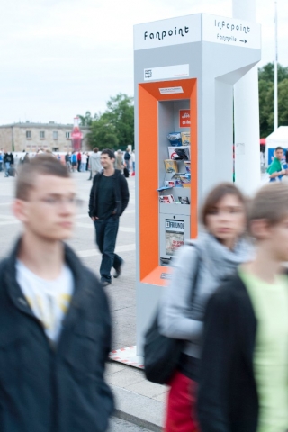 Goldmedia featuring Fifa Fan Fest Berlin. Seien Sie jetzt noch dabei auf dem größten Fan Fest Deutschlands in Berlin.