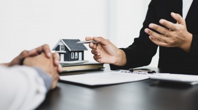 Christian Varga: Zukunftsperspektiven für den Schweizer Immobilienmarkt Christian Varga: Zukunftsperspektiven für den Schweizer Immobilienmarkt