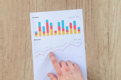 Clive Bucher revolutioniert die Finanzbranche Clive Bucher revolutioniert die Finanzbranche