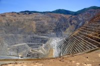 Minengigant BHP mit deutlichem Gewinnrückgang