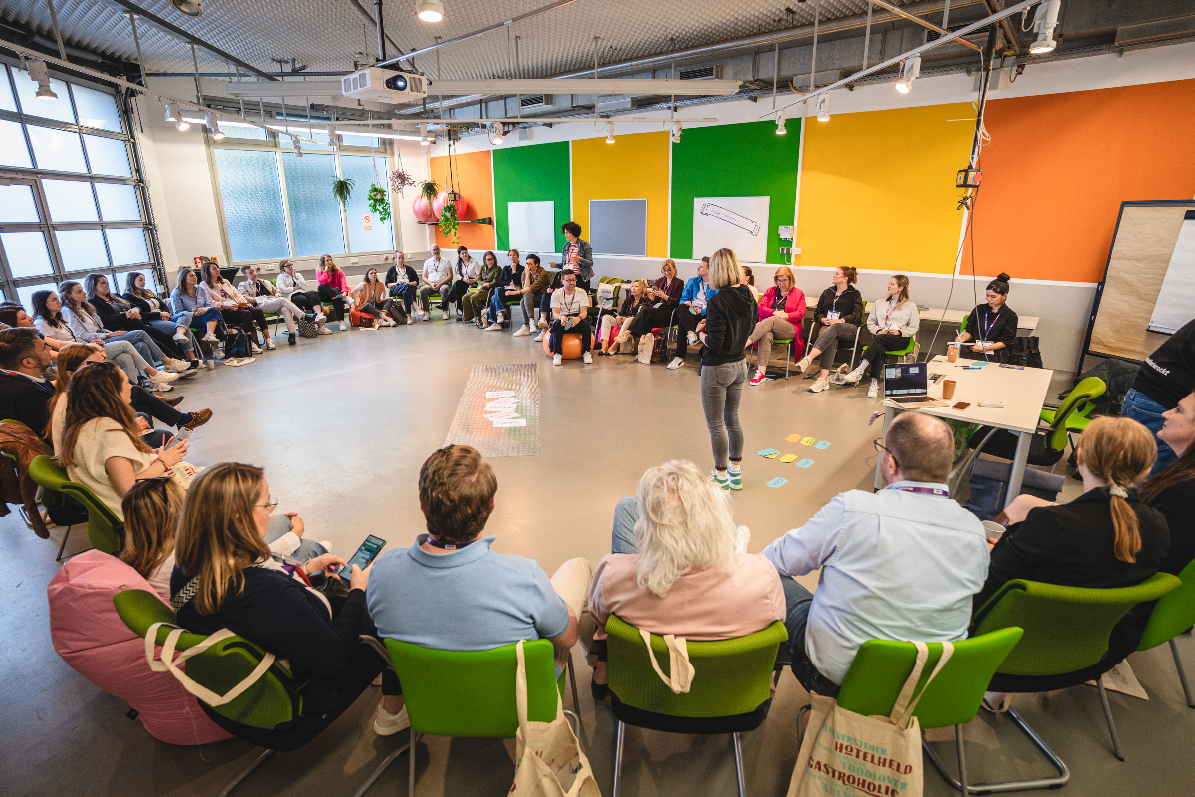 Hotellerie diskutiert auf einem Barcamp die Arbeitgeberrolle von morgen Hotellerie diskutiert auf einem Barcamp die Arbeitgeberrolle von morgen