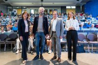 „Die Gesellschaft muss die Verfassung schützen“ – Weckruf von Maximilian Steinbeis