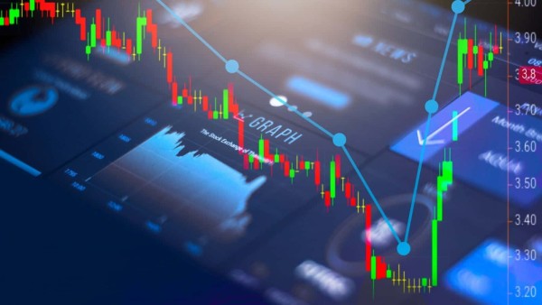 Geschwindigkeit ist für Trader wichtig – Stoxira liefert 2025 jeden Tag