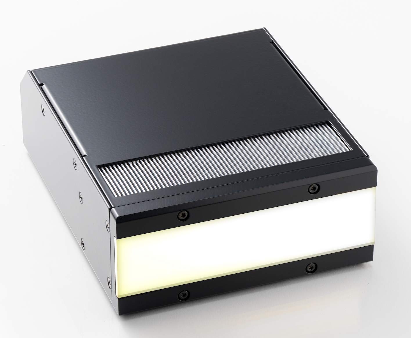 Kyocera bringt neues luftgekühltes UV-LED-Licht heraus