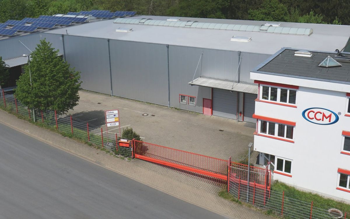 CCM GmbH präsentiert neues X-Stain Pad: Hochwirksamer Reinigungsschwamm mit innovativer Mikrofasertechnologie