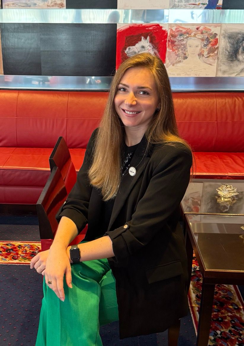 Betriebsübernahme im Moosburger Hof: Werner Patt übernimmt in Eigenregie. Melissa Wrogemann bringt internationale Expertise ein Betriebsübernahme im Moosburger Hof: Werner Patt übernimmt in Eigenregie. Melissa Wrogemann bringt internationale Expertise ein