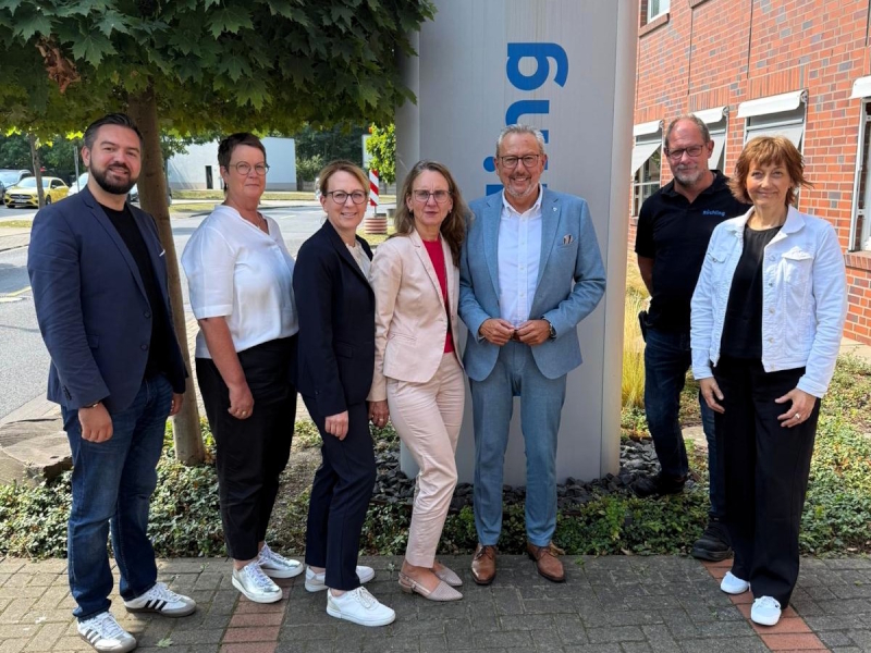 Jump-in – Berufe der Zukunft live erleben bei Röchling in Troisdorf