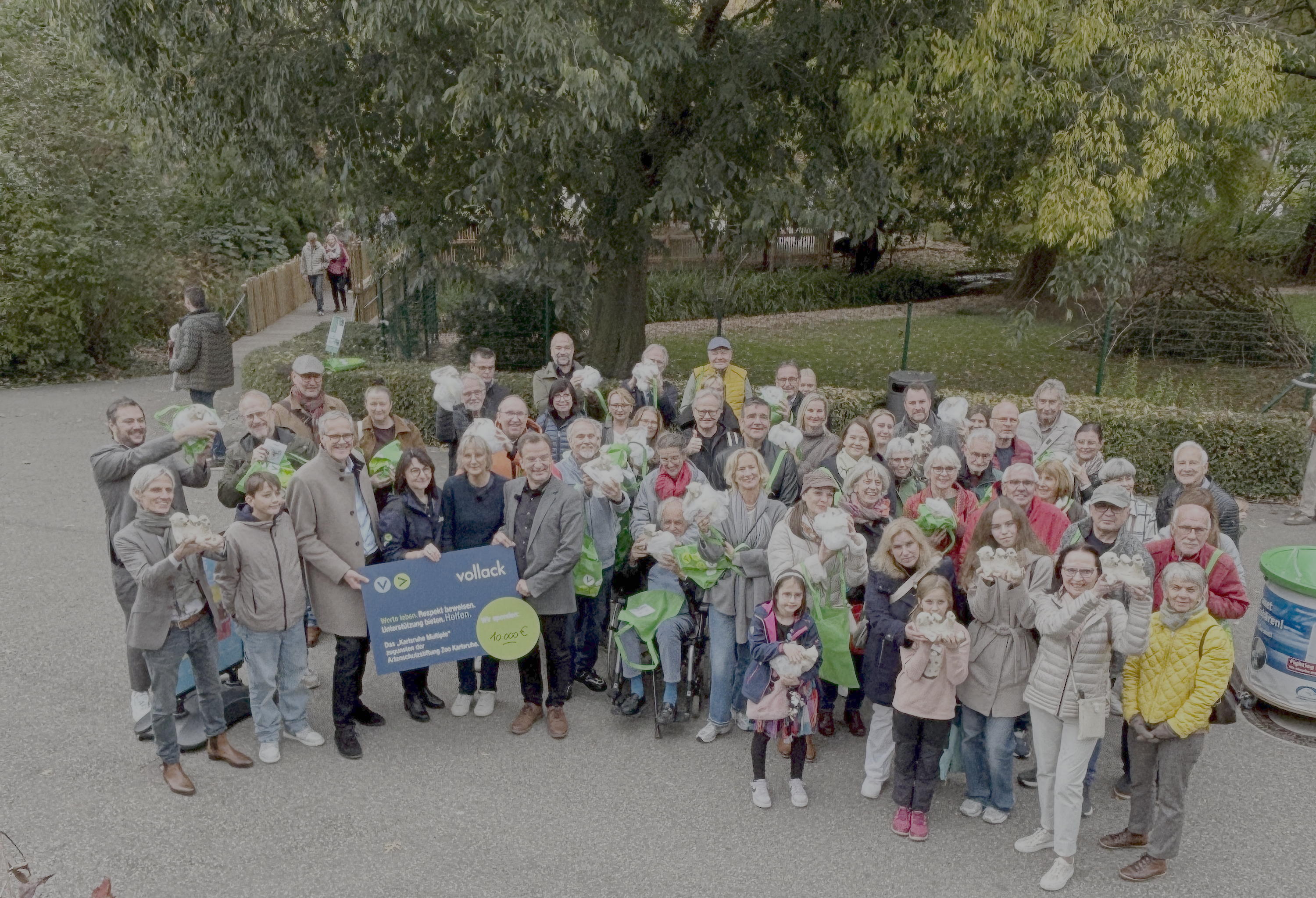 100 Eisbären im Zoo Karlsruhe