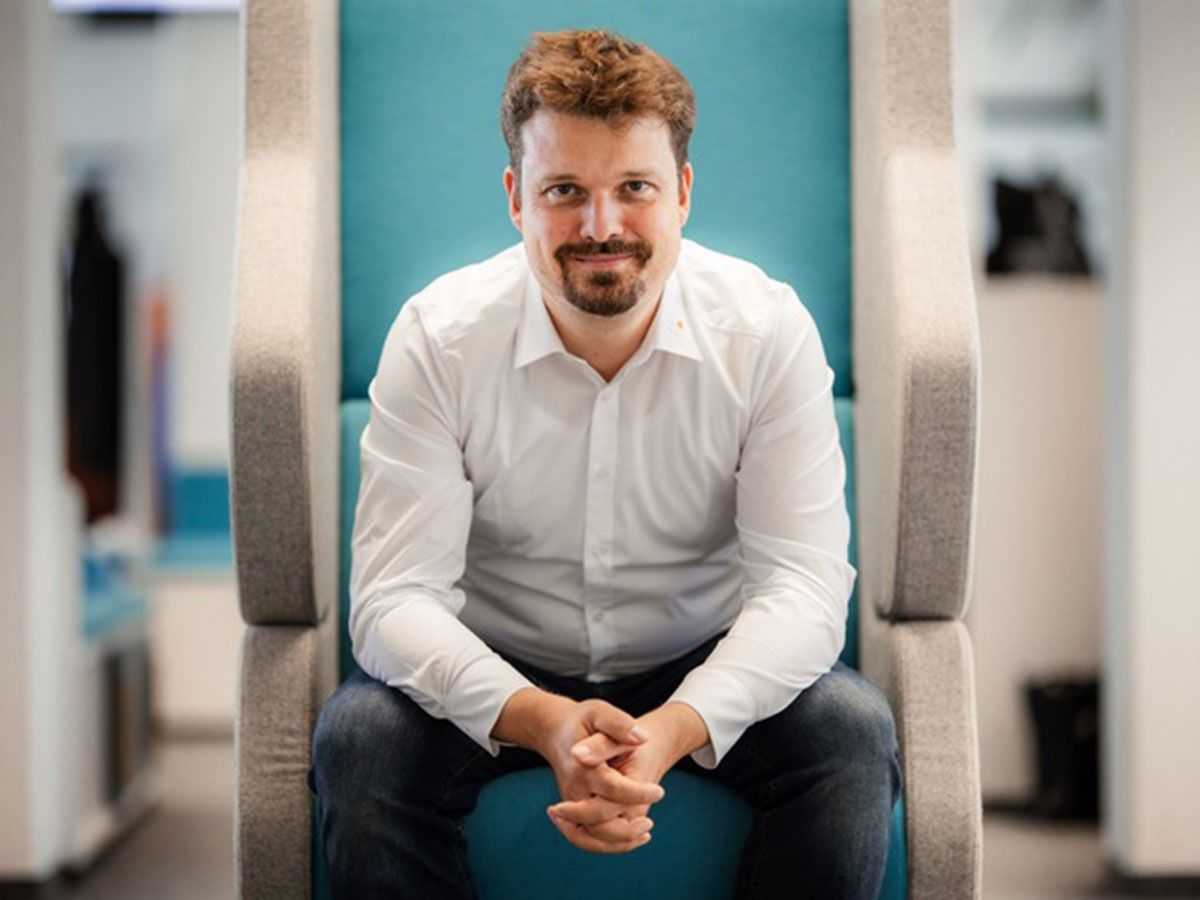 Schluss mit Bürolärm – mit Akustikelementen sorgen Unternehmen für Ruhe & Fokus Schluss mit Bürolärm – mit Akustikelementen sorgen Unternehmen für Ruhe & Fokus