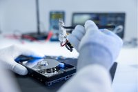 DATA REVERSE® Berlin rekonstruiert beschädigte 500-GB-Festplatte nach Headcrash