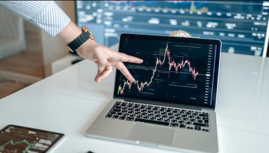 Solr Trading Bewertungen zeigen steigendes Auszahlungspotenzial und Vertrauen in Echtzeit