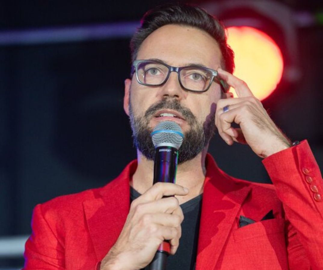 Essener Oliver M. Jacob fordert neue Perspektiven auf Veränderung und Wandel