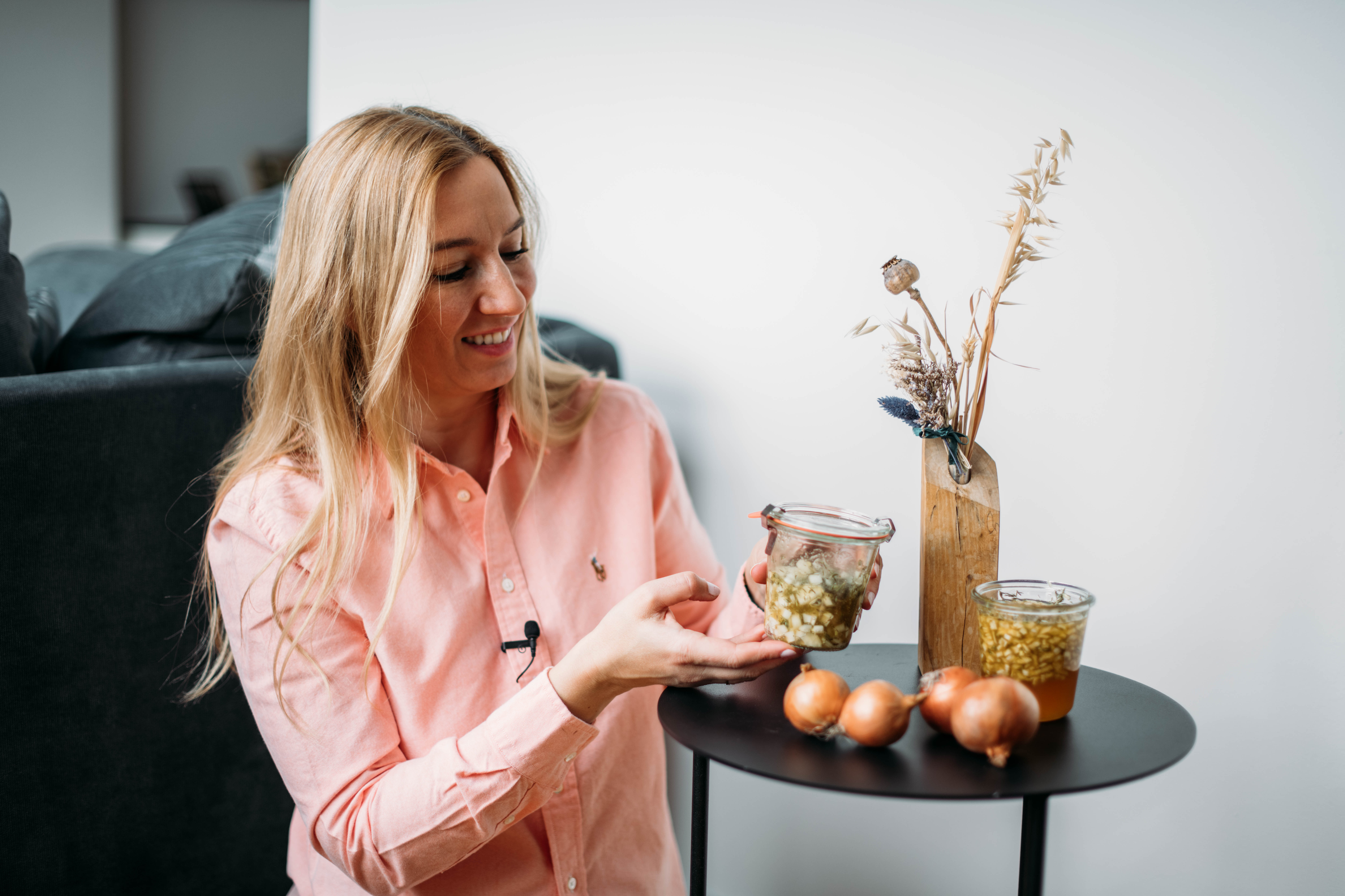 Zwiebelhonig & Rettichsirup: Was an den Erkältungs-Klassikern wirklich dran ist