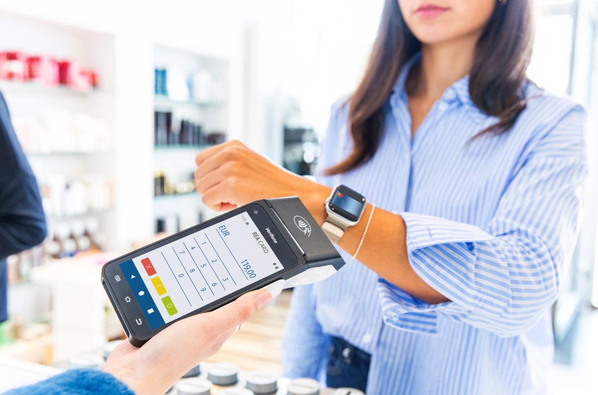 Mobiles oder stationäres EC-Terminal: Welche Lösung ist für Ihr Unternehmen besser geeignet?