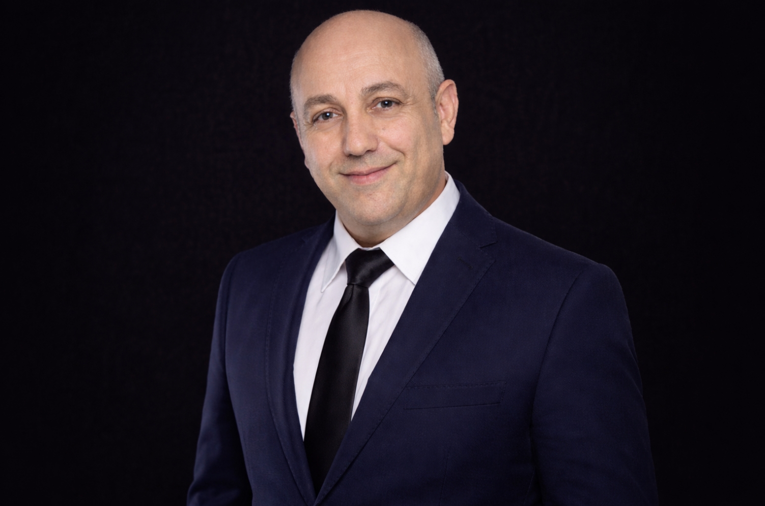 Emanuell Charis: Warum sich Menschen zurückziehen – obwohl sie Interesse haben