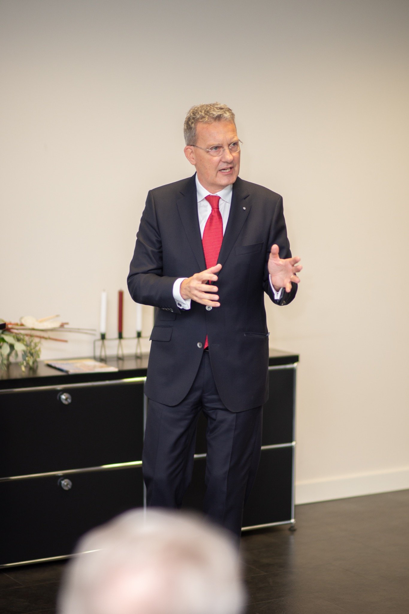 KI verändert Märkte. Strategie schafft Wachstum.