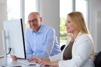 ExperTeach stellt neues KI-Zertifizierungsprogramm vor