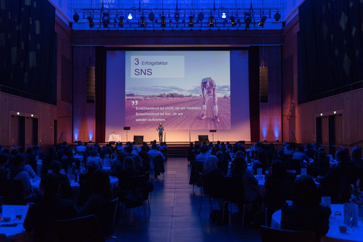 Was macht der Keynote-Speaker einer Redneragentur?