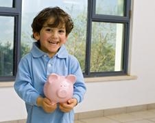 Deutsche Vermögensberatung (DVAG) gibt Tipps, wie Kinder von klein auf lernen, mit Geld umzugehen