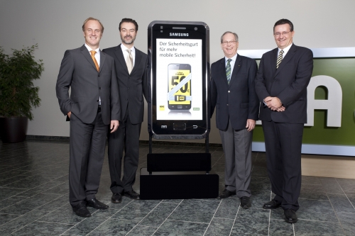 ADAC Sicherheitsgurt fürs Handy vereint mobile Sicherheit mit der Wahlfreiheit von Mein BASE