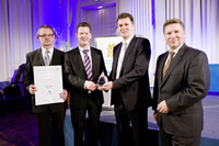 Bayerischer Qualitätspreis 2011 geht an REHAU – Wirtschaftsminister Zeil gratuliert