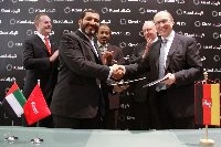 Hannover Messe: Khalifa Industrial Zone Abu Dhabi und JadeWeserPort Logistics Zone GmbH & Co. KG unterzeichnen gemeinsame Absichtserklärung
