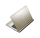 Mit Leichtigkeit durch den Sommer: Superschlankes ASUS U46 Notebook in eleganter, champagnerfarbener Alu-Optik