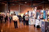 Werbemitteleinkauf zwischen Promotion Drinks und Oldtimern