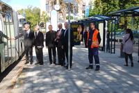 Wall AG stellt neue Wartehallen am Schweigrother Platz in Baden-Baden vor