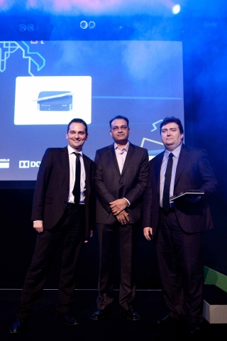 „Dune HD TV-101″gewinnt den“ConnectedWorld.TV Award“: Im Rahmen der IBC 2011 hat der ultrakleine Multimedia-Player in der Kategorie“Connected TV Of The Year“gewonnen / Die STB-Box ist eine ideale Plattform für IPTV oder Video-On-Demand und bringt HD-Inhal