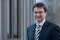 PARI schließt IT Outsourcing-Vertrag mit INFO AG ab