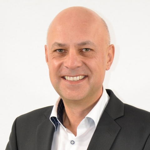Albert Hirsch wird Geschäftsführer des neuen United-Labels-Tochterunternehmens Elfen-Service GmbH
