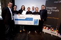 Imagine Cup Gewinner helfen Staus zu verhindern und ermöglichen Gehörlosen zu telefonieren