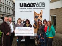 Das soziale Jahr 2012! Die zweite soziale Spende der Firma Reico geht an das fiftyfifty underdog Projekt in Düsseldorf.