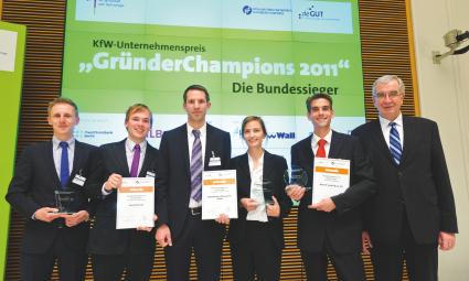 Noch bis zum 01. August bewerben und GründerChampion werden! / Der KfW-Award „Unternehmen“ – GründerChampions 2012 prämiert je ein erfolgreiches Unternehmen aus jedem Bundesland (BILD)