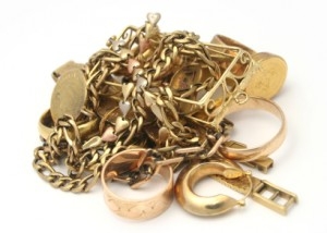 Investition in Gold – aber wann lohnt sich ein Verkauf?