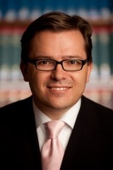 Mandatsablehnungen wegen drohender Interessenkollision